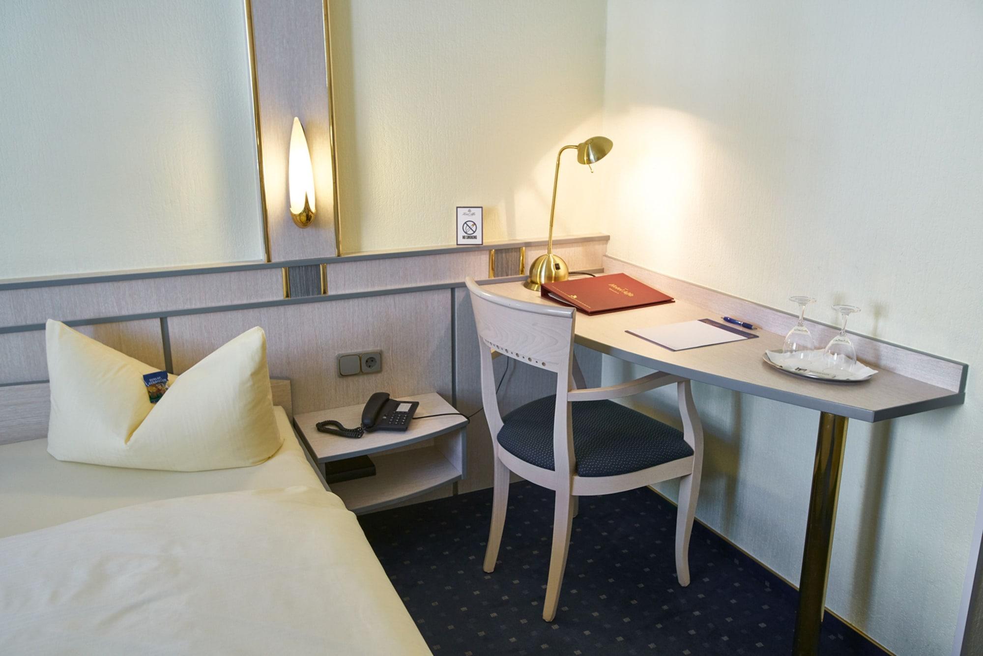 Hotel Alfa Zentrum Munich Exterior photo