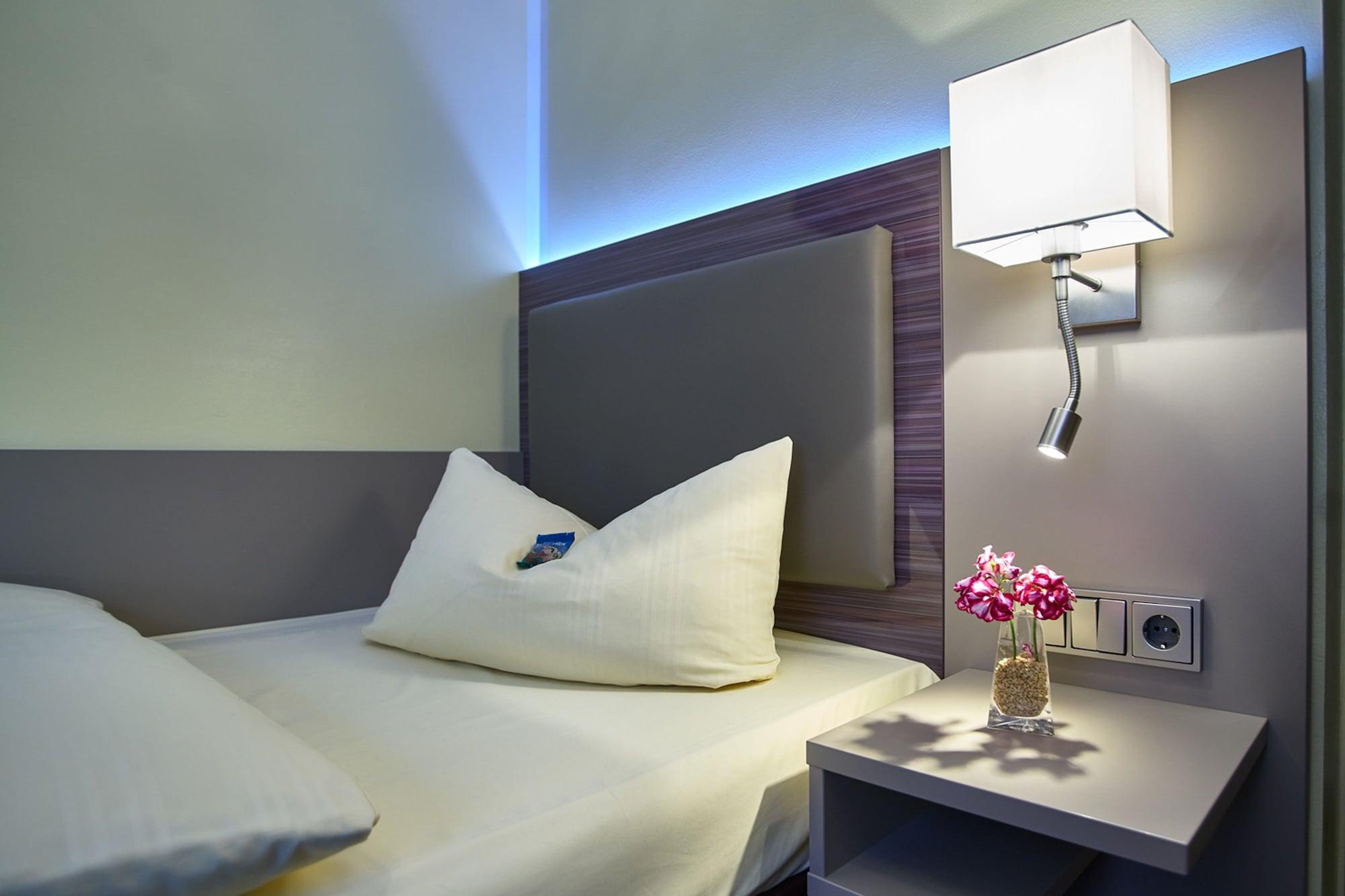 Hotel Alfa Zentrum Munich Exterior photo